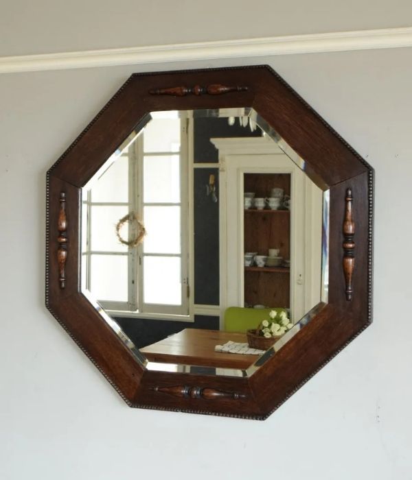 オーク材の木枠付きミラー