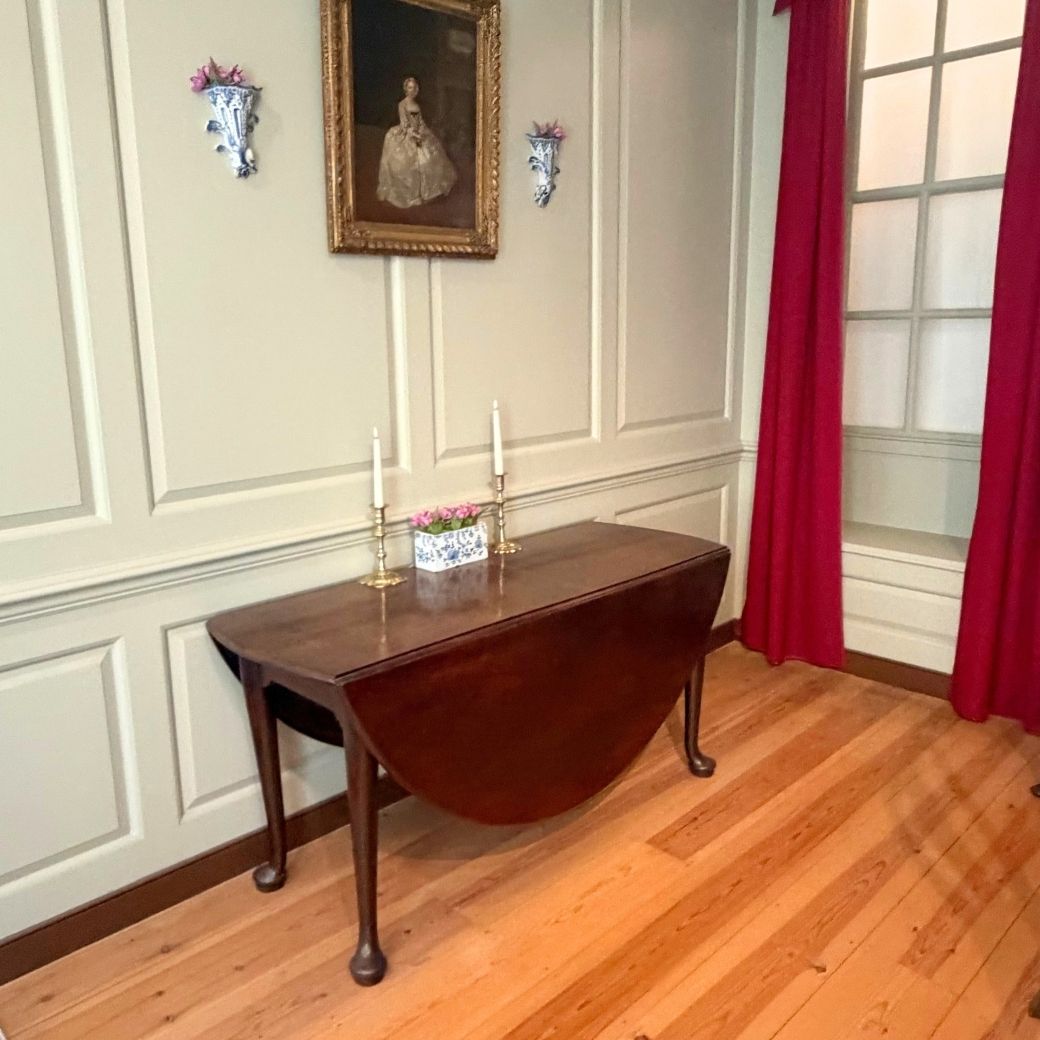 アンティークのマホガニー製ドロップリーフテーブル（バタフライテーブル）