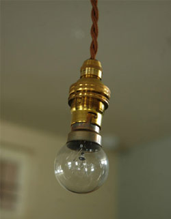 電球・オプション　照明・ライティング　電球　丸型球。シェードに合わせてお選び下さい。(DM-1)