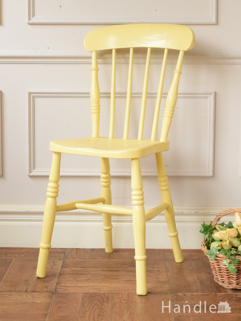おしゃれなアンティークの椅子、ペイント仕上げの可愛いキッチンチェア (d-949-c)