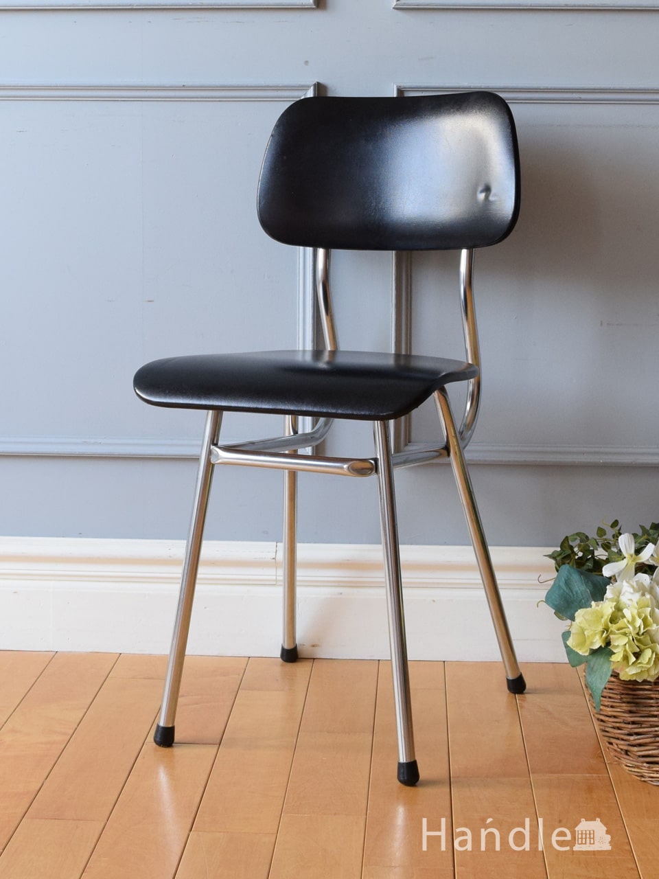 北欧スタイルのカッコいい椅子、おしゃれなビンテージチェア (m-699-c)