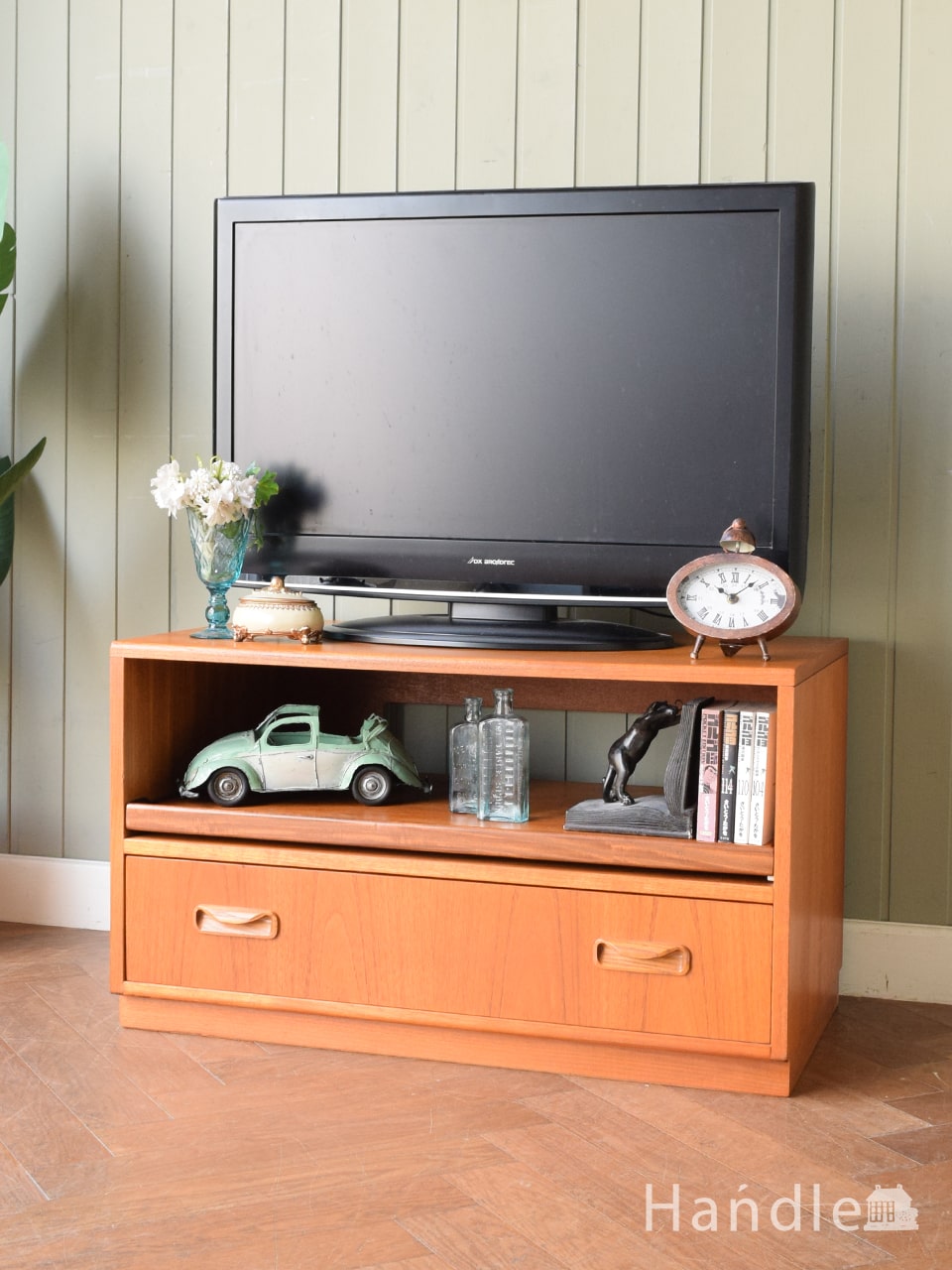 G-Planのビンテージ家具、北欧スタイルのフレスコシリーズのテレビボード (m-706-f)