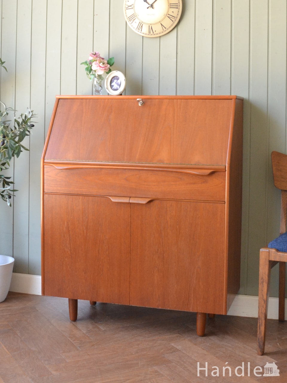 イギリスのビンテージ家具、北欧スタイルのシンプルでおしゃれなビューローSutcliffe Todmorden (x-1430-f)