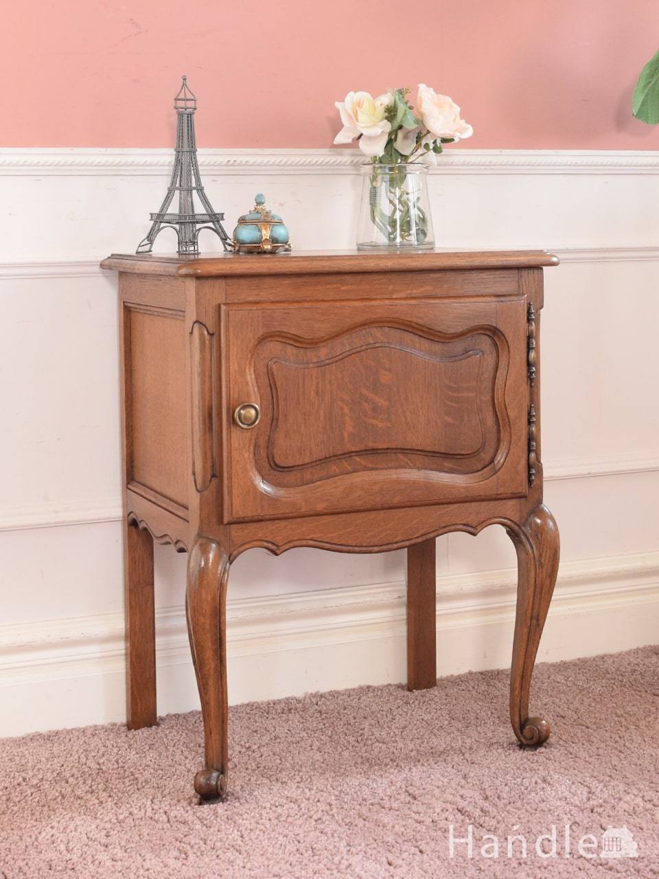 フランスのおしゃれなキャビネット、小ぶりなアンティークのナイトテーブル (j-2901-f)