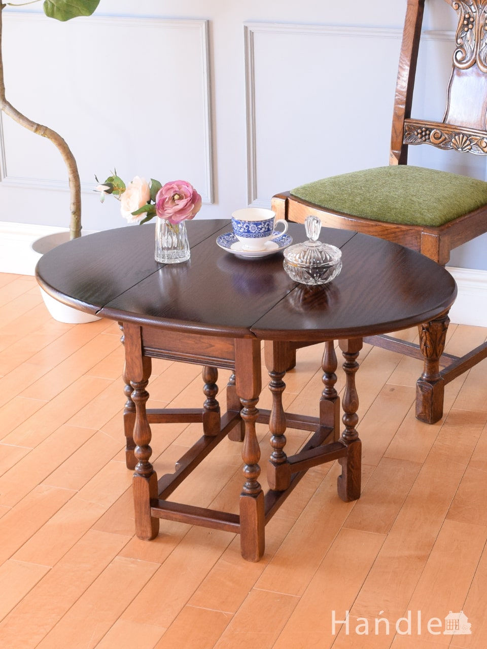 英国のアンティーク家具、コンパクトサイズがめずらしい、伸長式テーブル（ゲートレッグテーブル） (k-3031-f)