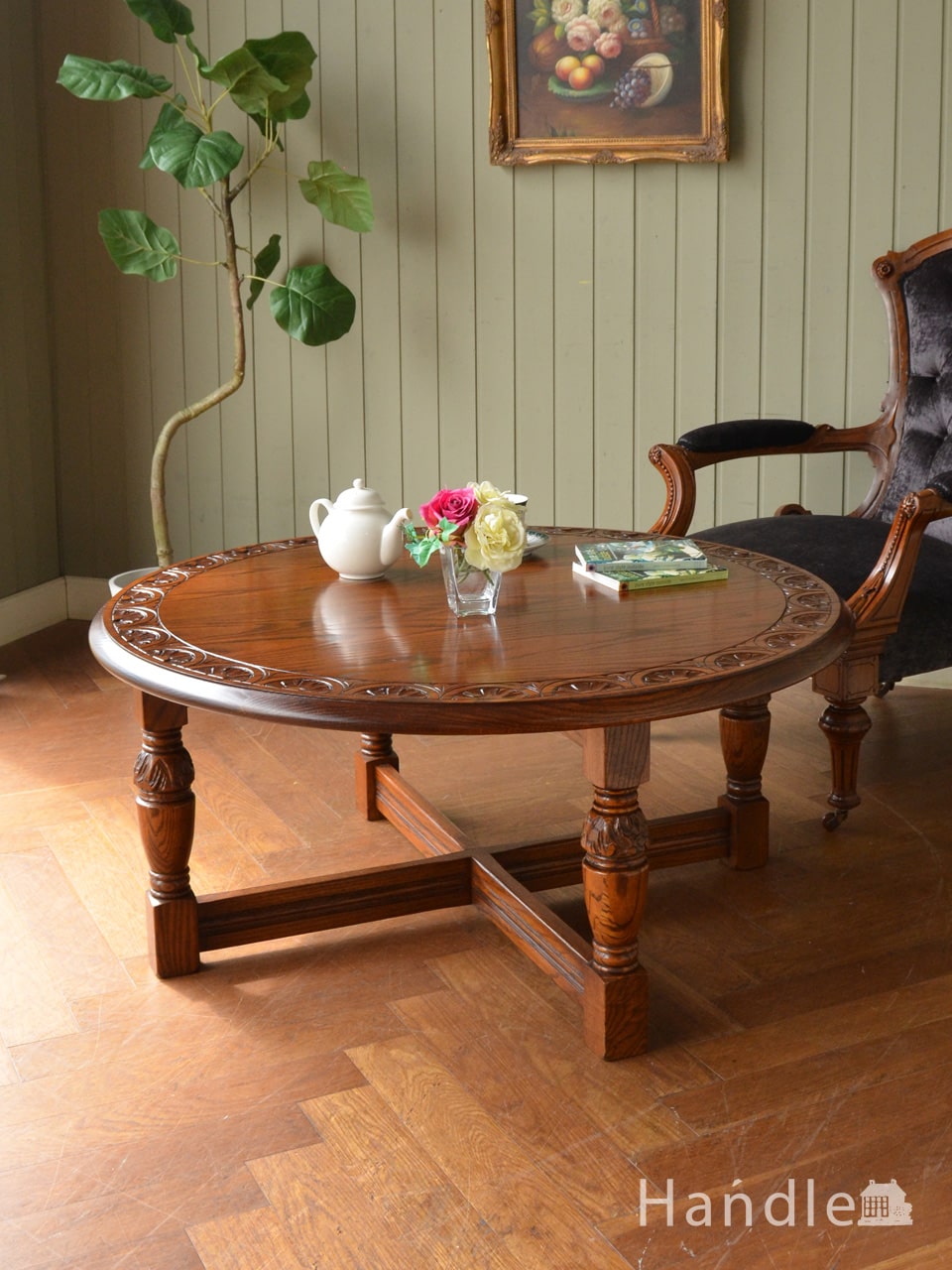 アンティークのおしゃれなコーヒーテーブル、丸い形のオーク材のローテーブル (q-2657-f)