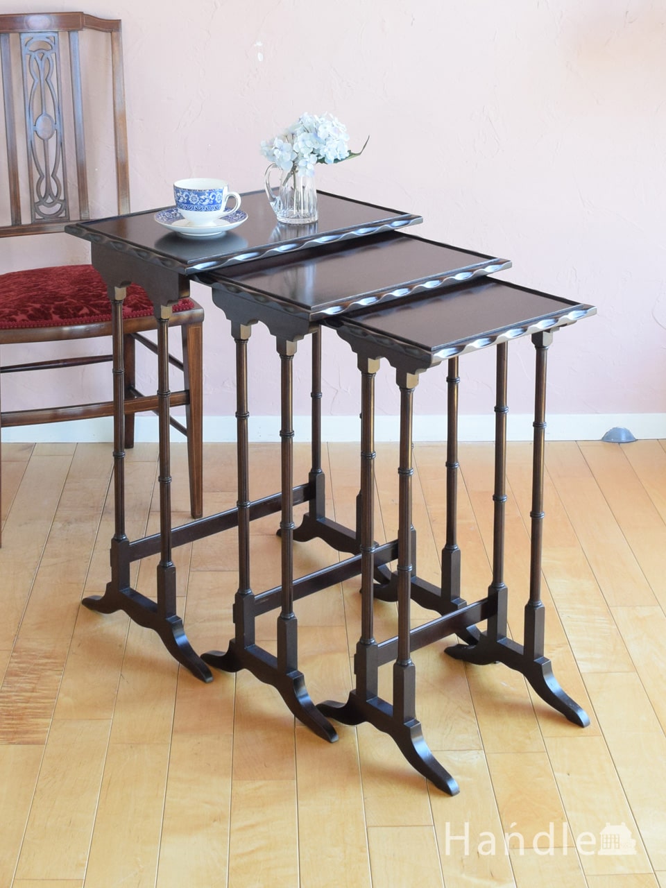 お得セール ガラストップネストテーブル 猫脚 サイドテーブル イギリス アンティークフレックス 57359：フレックスxアンティークそっくり