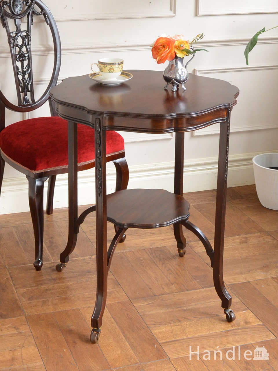 アンティークのおしゃれなテーブル、マホガニー材の優雅なオケージョナルテーブル (j-3022-f)