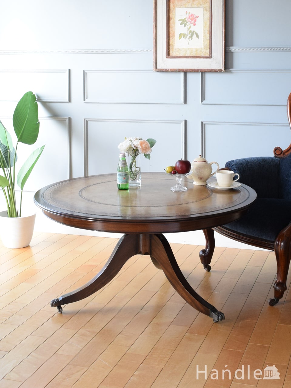 英国アンティーク家具、めずらしい革張り天板のコーヒーテーブル (k-3073-f)