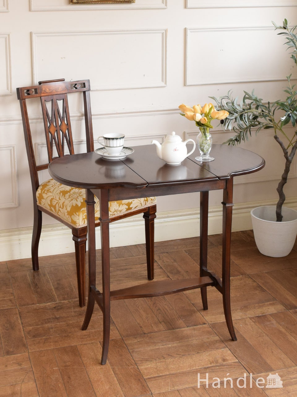 英国アンティークのおしゃれなテーブル、伸長式のティーテーブル (q-2774-f)