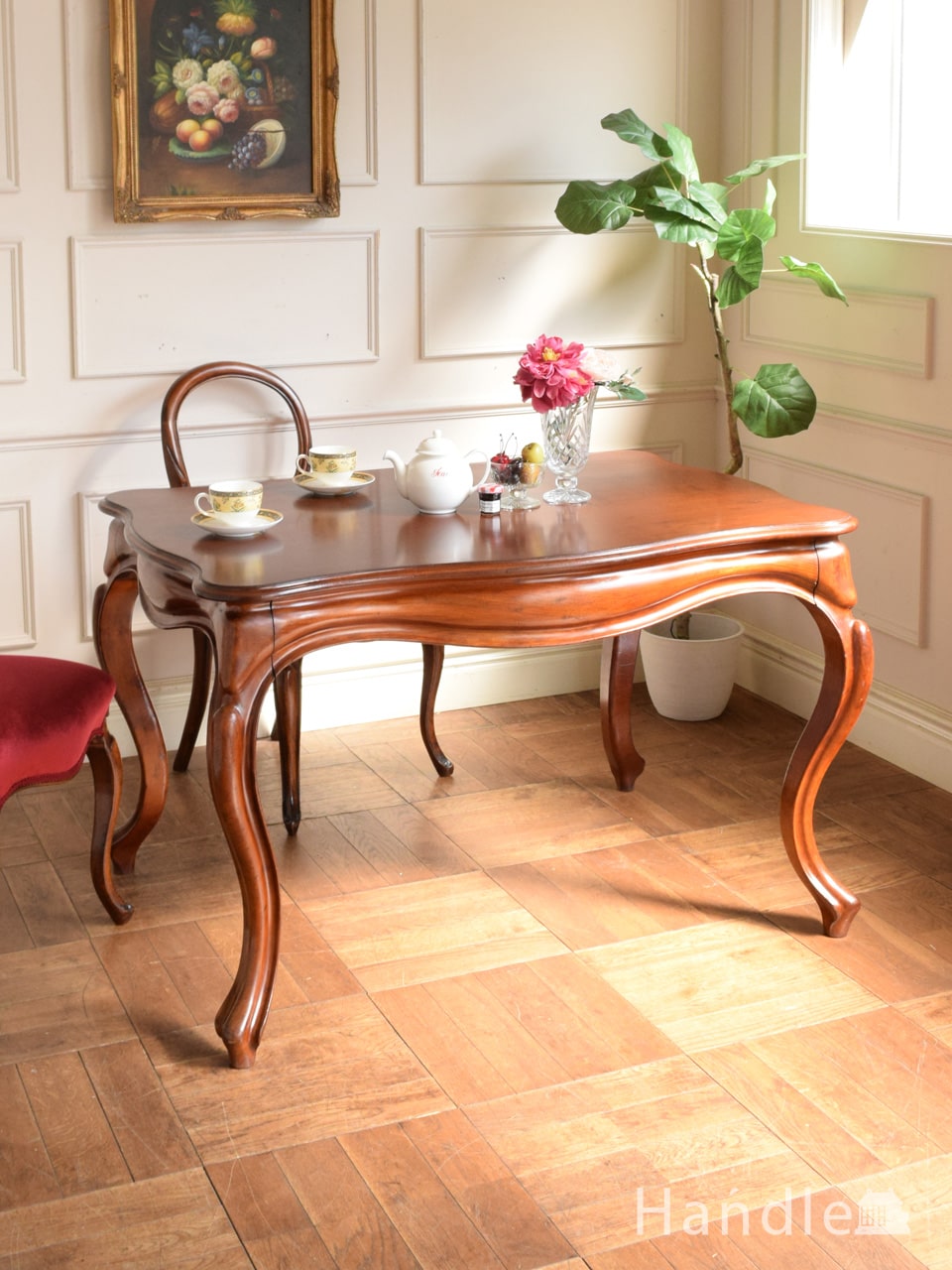 フランスのアンティーク家具、美しすぎる曲線を描くマホガニー材のダイニングテーブル(q-2757-f)｜アンティーク家具