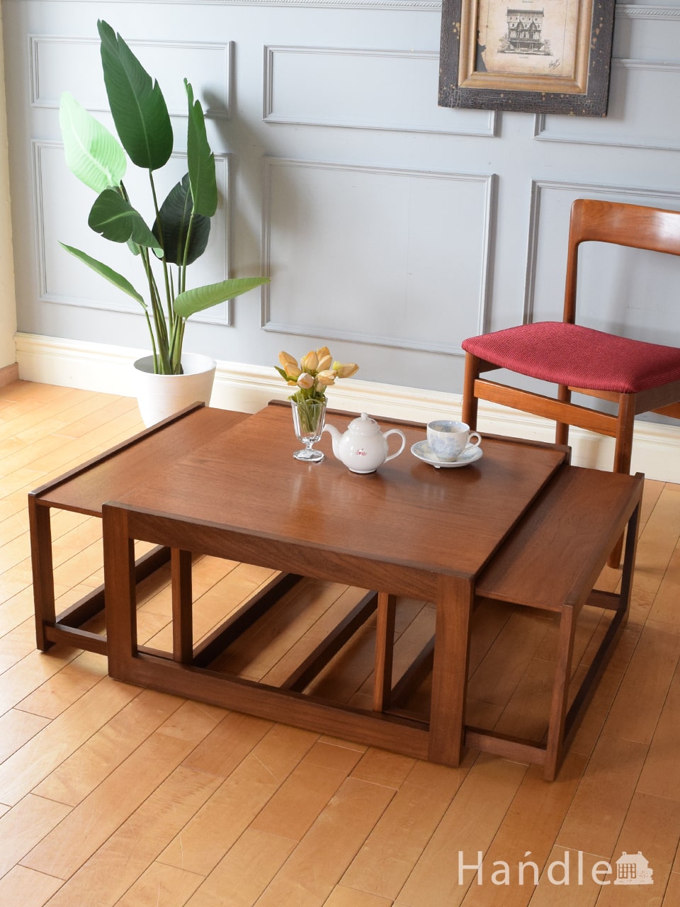 イギリスから届いたビンテージテーブル、北欧スタイルのおしゃれなネストテーブル（Myer社） (x-1605-f)