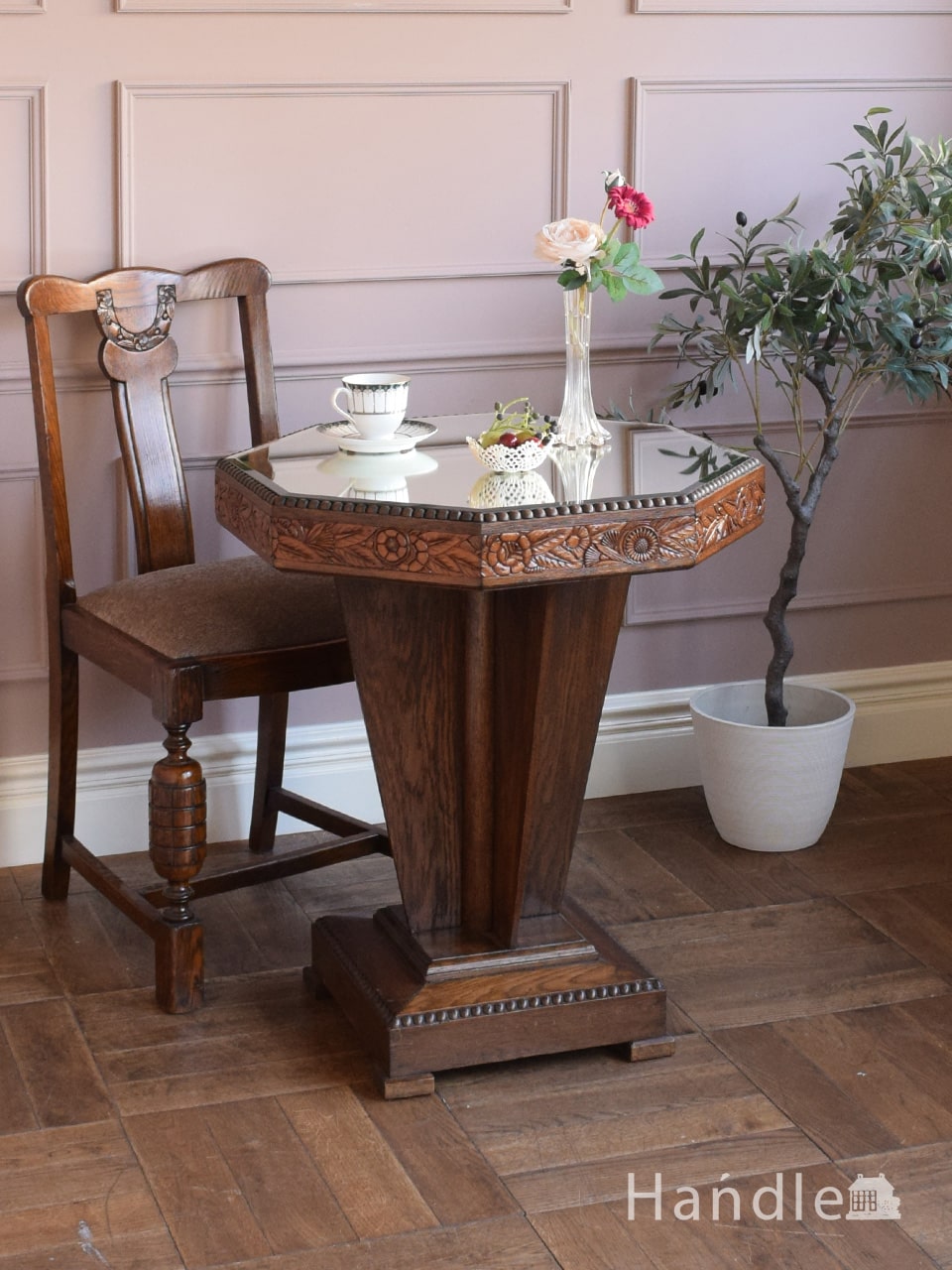 マホガニー材の美しいアンティークテーブル、猫足のサイドテーブル(q