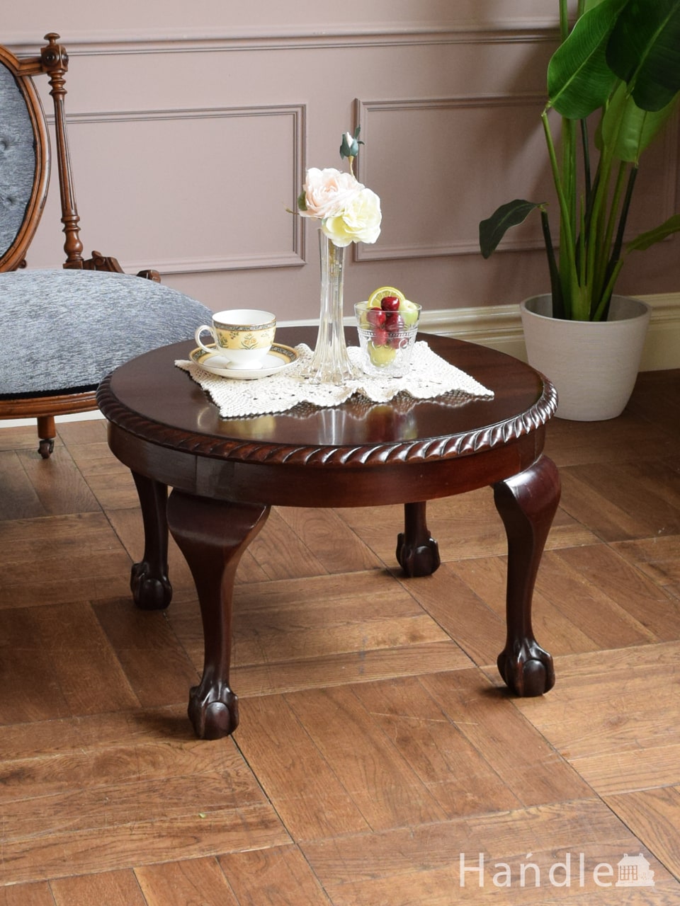 イギリスのアンティークのテーブル、丸い形のおしゃれなコーヒーテーブル (q-3109-f)