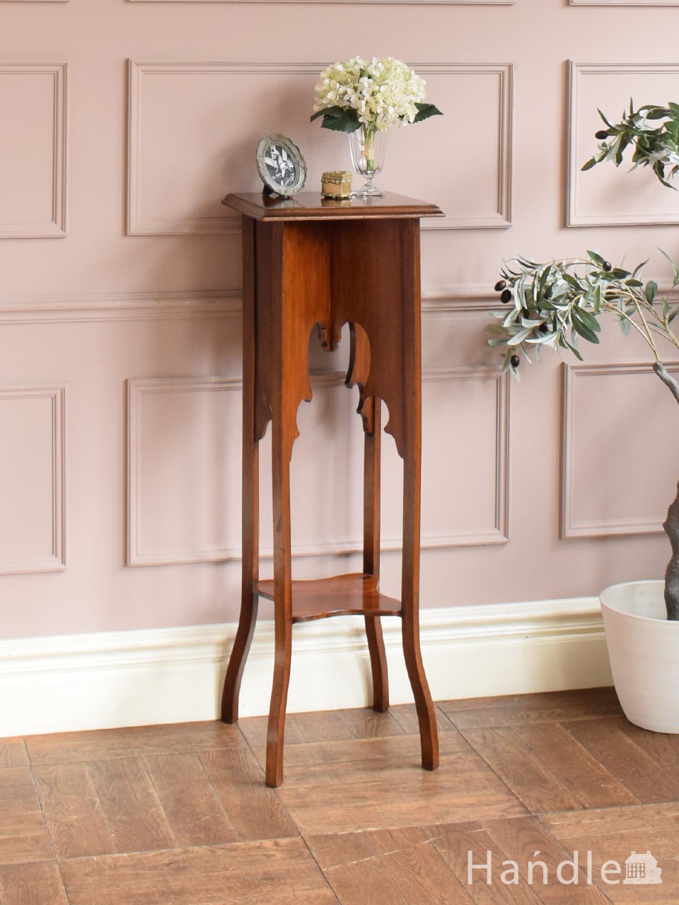 アールデコスタイルの美しいアンティーク家具、マホガニー材のおしゃれなプランツスタンド