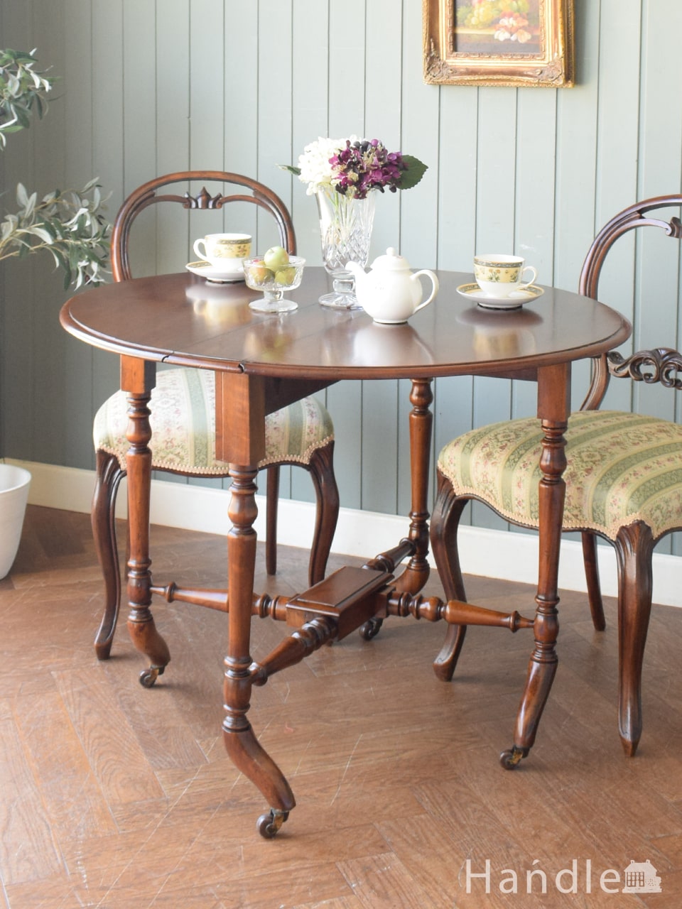 足先の曲線ラインが美しいサザーランドテーブル、英国アンティークの伸長式テーブル