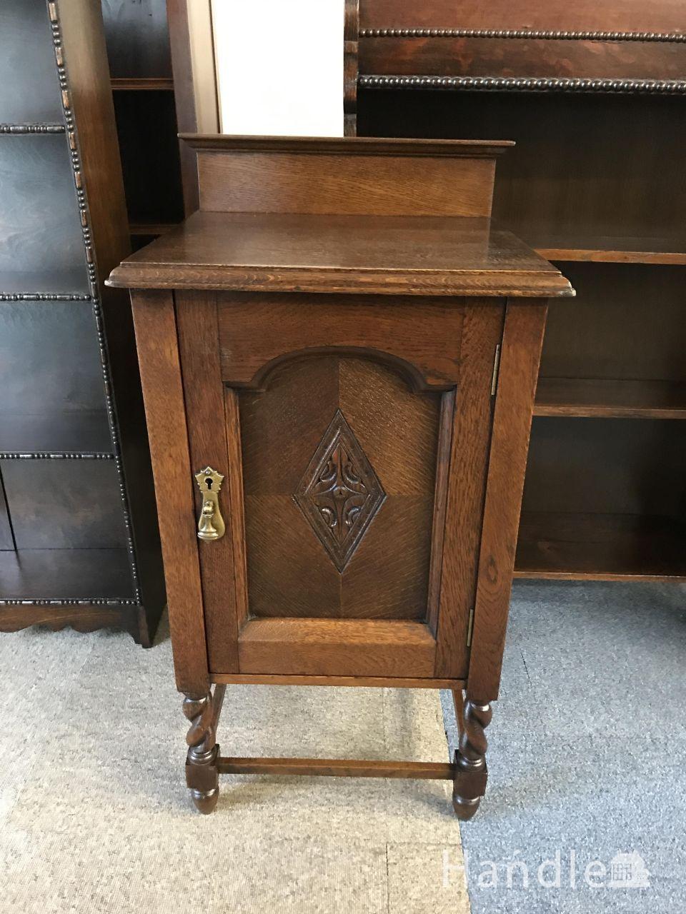 アンティーク　ぺディスタルカップボード (i-237-f)