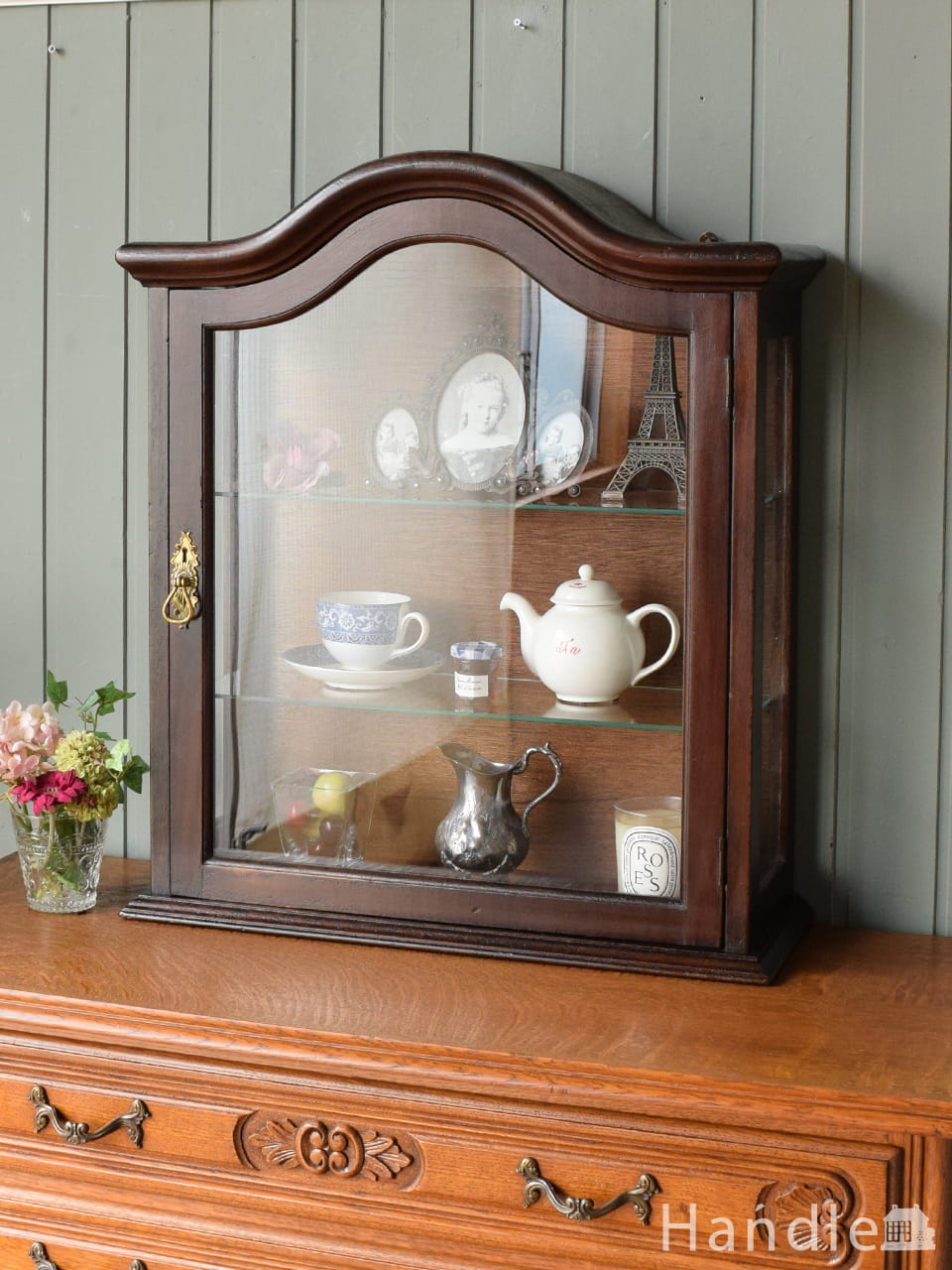 フランスから届いた小さな壁付け家具、ウォールナット材のアンティークキャビネット (m-1238-f)