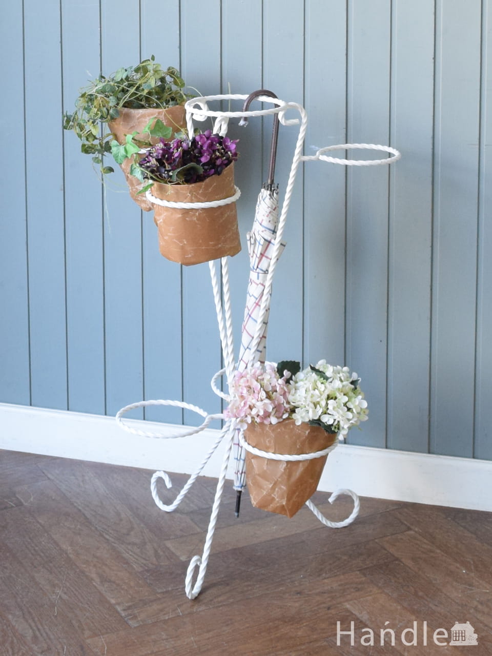 白いアンティークのブランツホルダー、フランスから届いたアイアングッズ (m-1249-f)