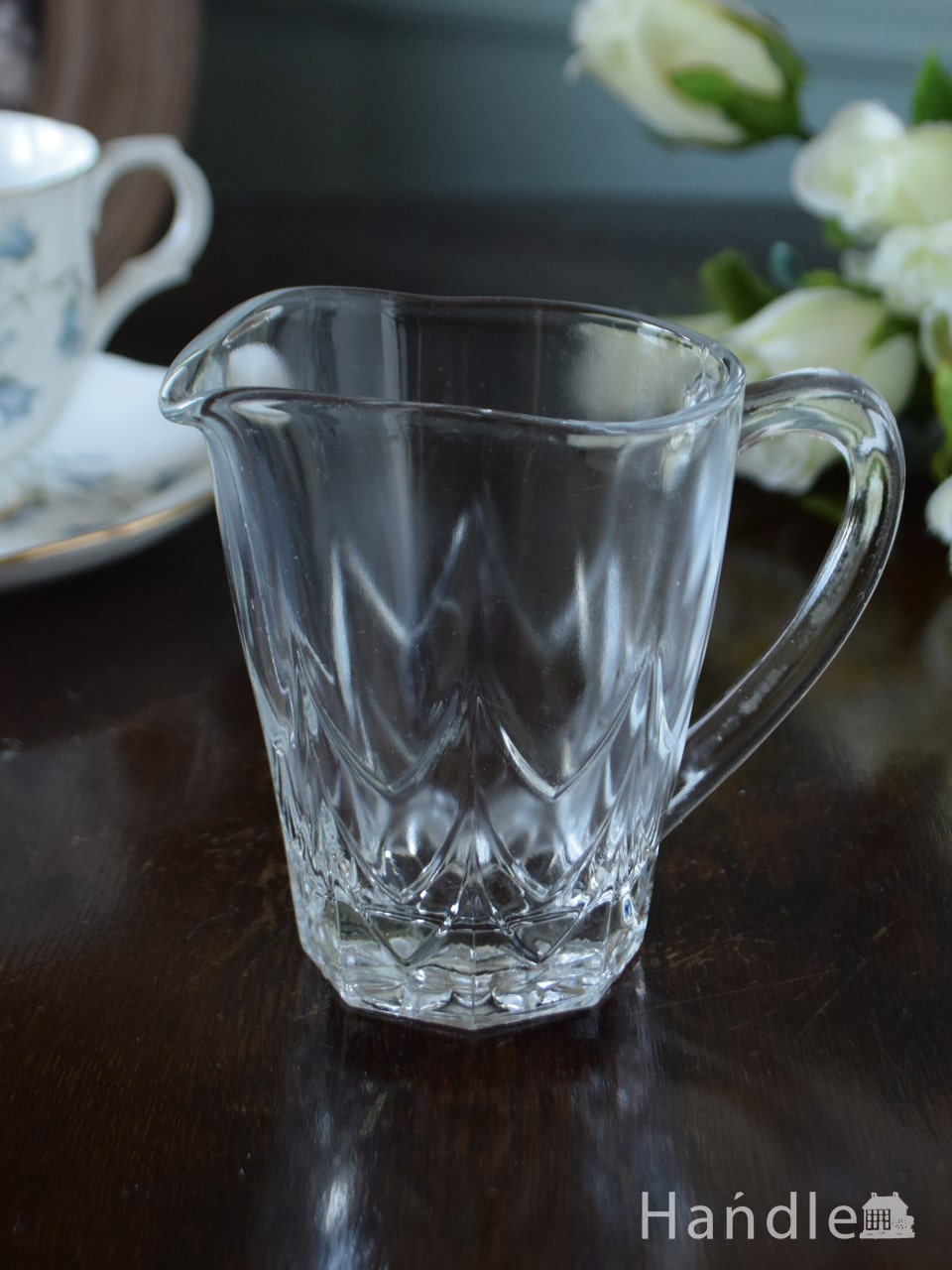 アンティークのガラス食器、イギリスで見つけたガラスのミルクピッチャー (pg-6484)