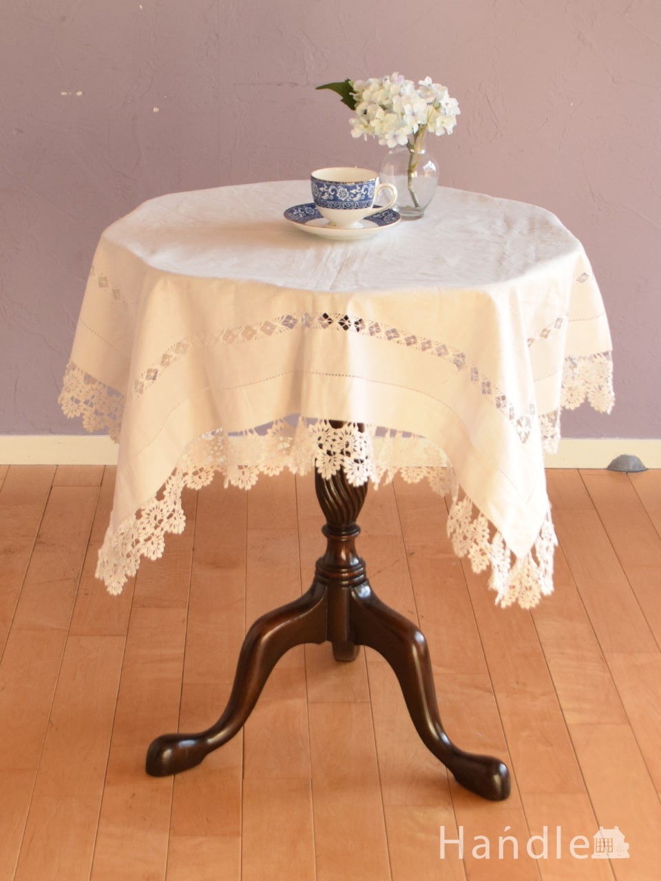 アンティークの優雅なテーブルクロス、華やかなニードルポイントレースのクロス (k-4335-z)