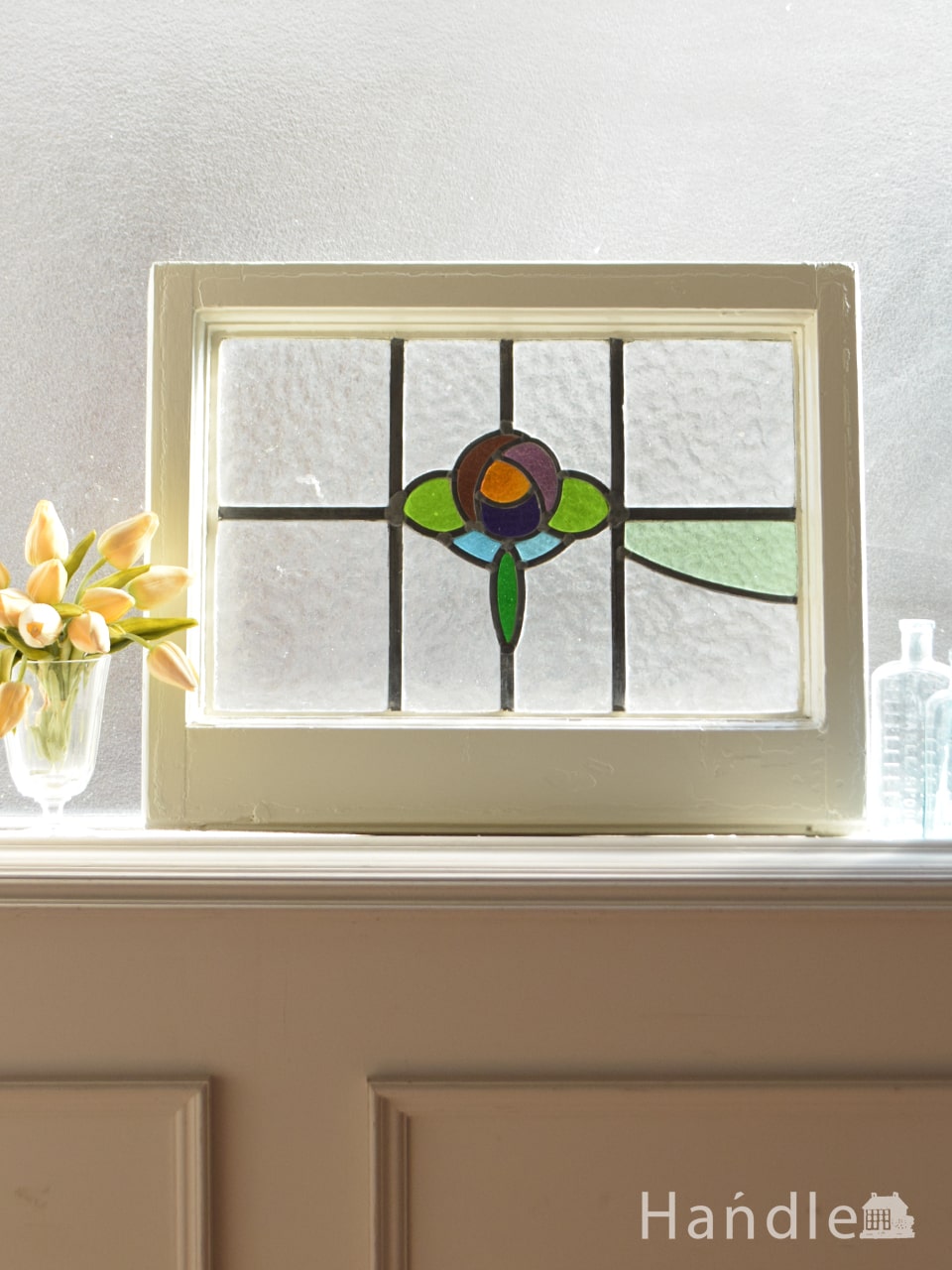 英国アンティークのステンドグラス、大人のパープル色の薔薇がキレイなステンドグラス (g-1271)