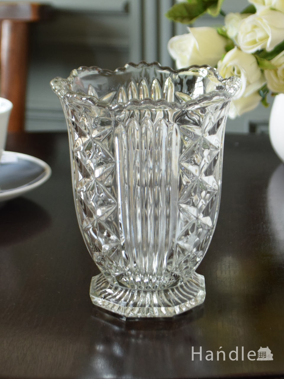 アンティークガラスの花器 イギリスで見つけた優雅なプレスドグラスのフラワーベース Pg 6665 アンティーク雑貨