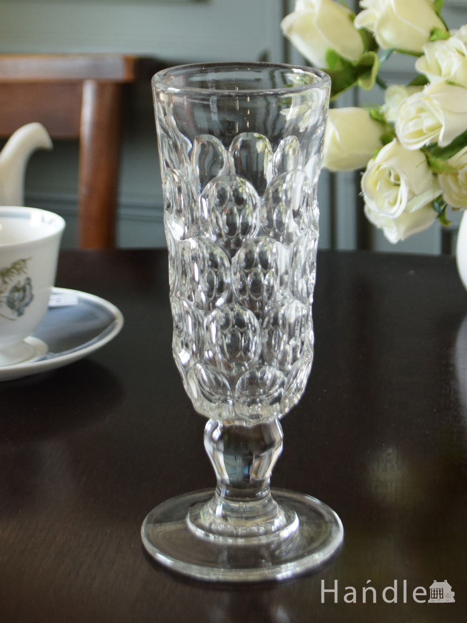 アンティークガラスのフラワーベース、イギリスのプレスドグラスのおしゃれな花瓶 (pg-6667)