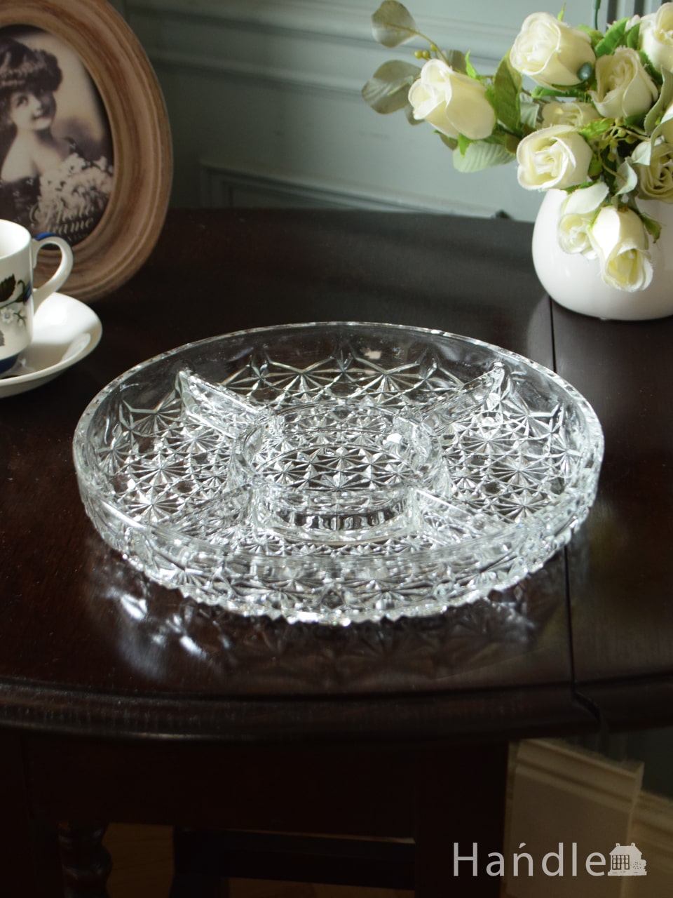 アンティークのおしゃれなガラス食器、便利に使える仕切りが付いたガラスプレート (pg-6826)