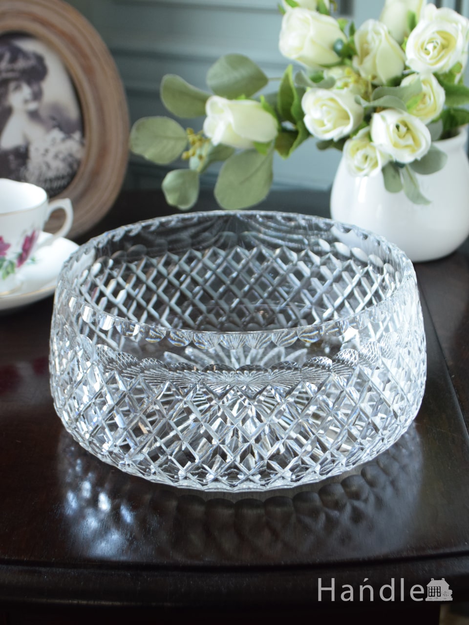 アンティークガラスの食器、イギリスから届いたプレスドグラスのガラス