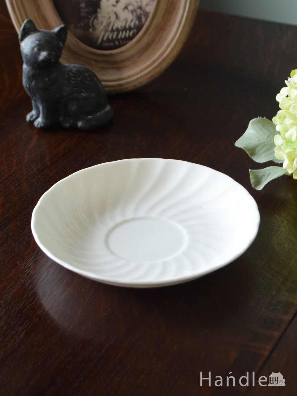 スージークーパー(Susie Cooper)のビンテージ食器、Pirouetteのソーサー (m-4658-z)