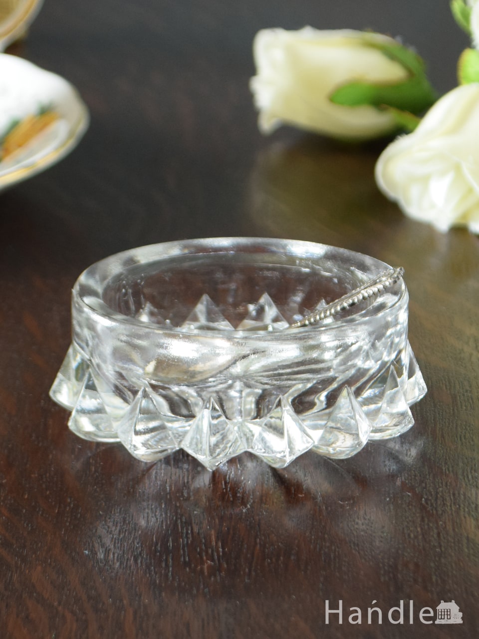 アンティークガラスの食器、イギリスで見つけたプレスドグラスのスパイス入れ（スプーン付き） (pg-6944)