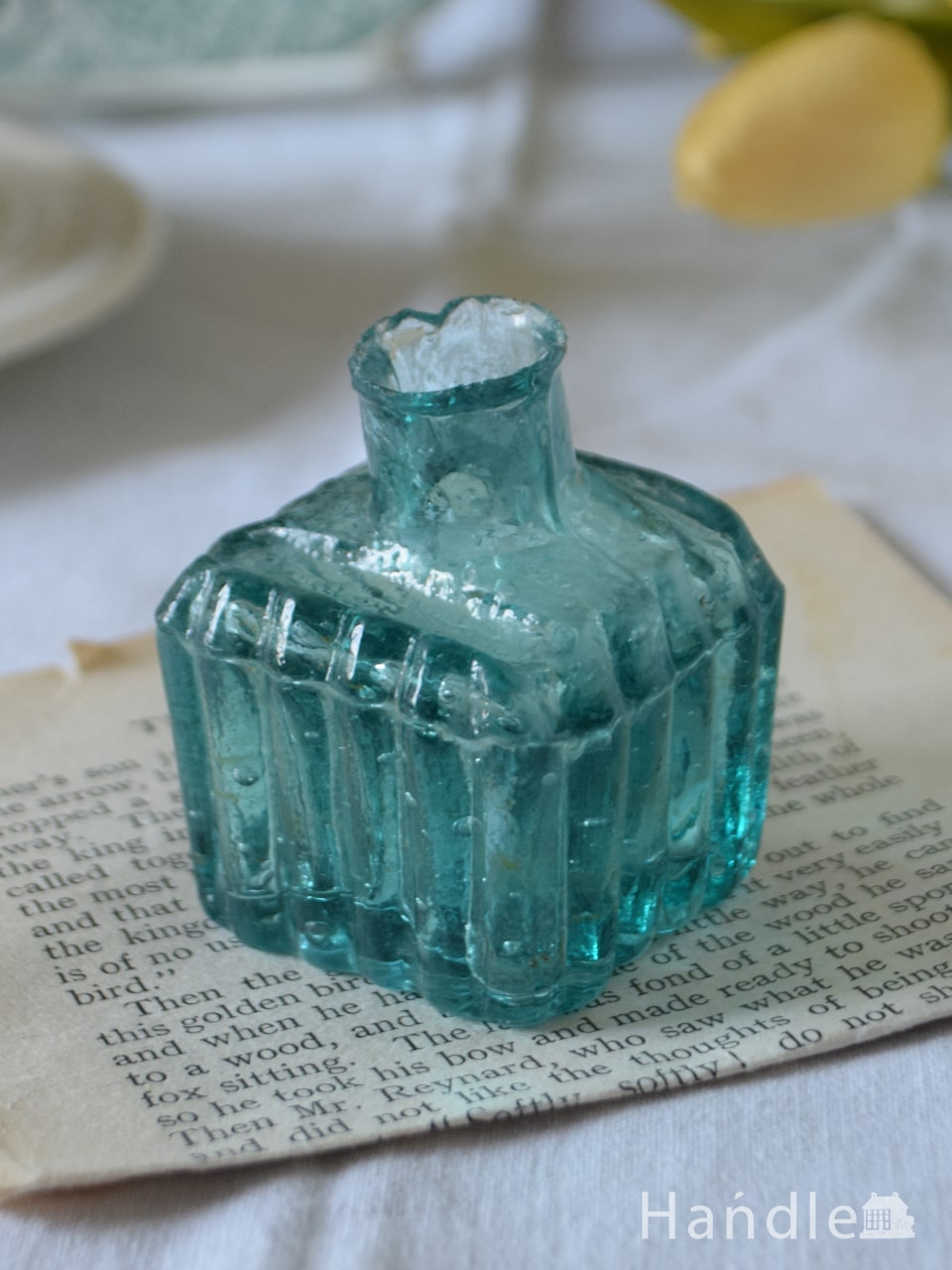 アンティークのガラス雑貨、ペン置きタイプのヴィクトリアンインク瓶