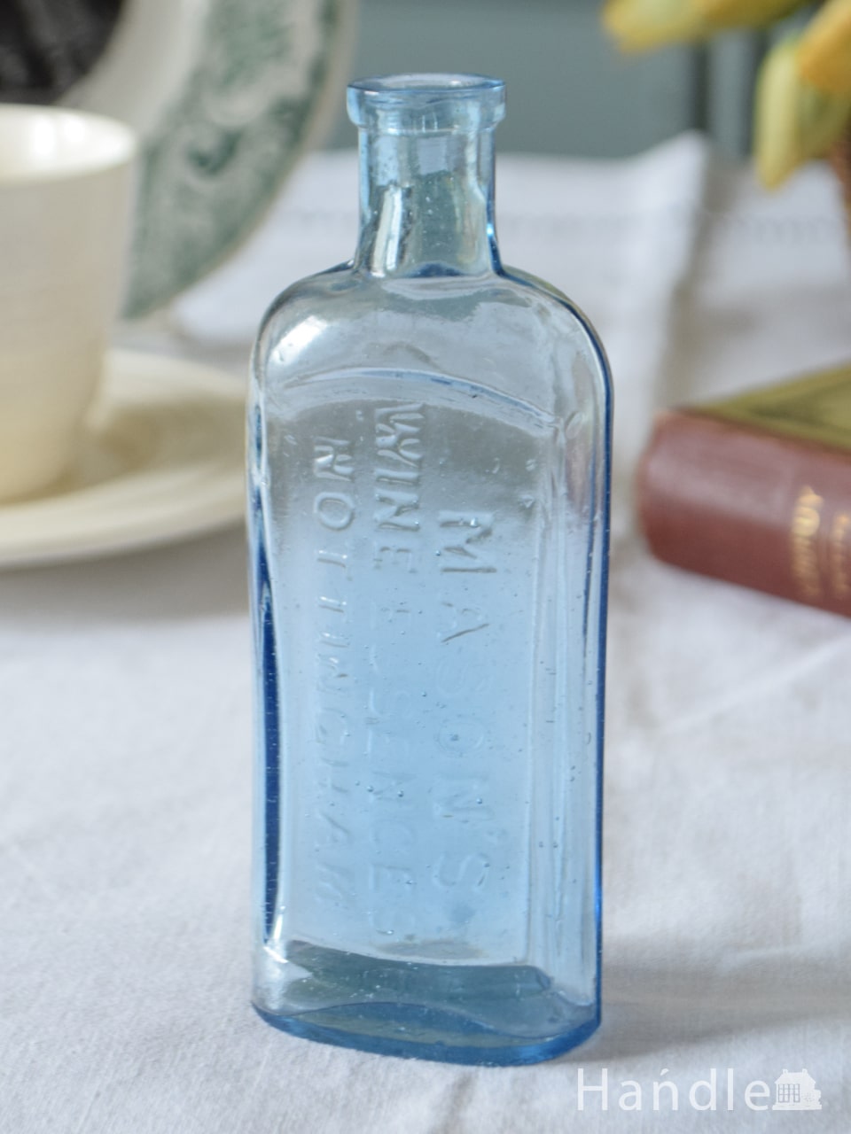 アンティークのおしゃれなガラスボトル、エンボス入りのガラス瓶（MASON'S WINE ESSENCES NOTTINGHAM） (m-5332-z)
