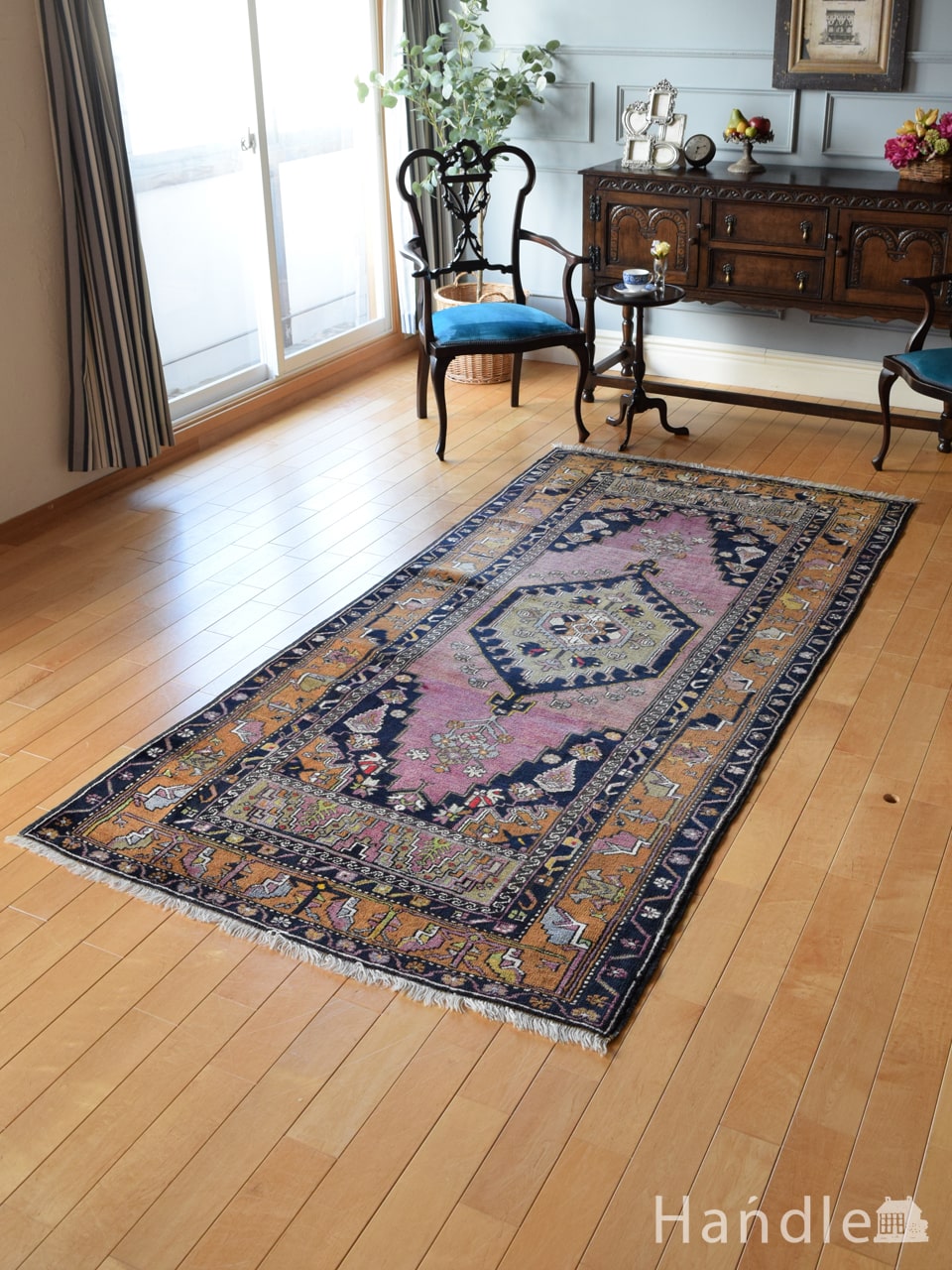 トルコアクサライのおしゃれな絨毯、一点もののビンテージトライバルラグ (m-5087-z)