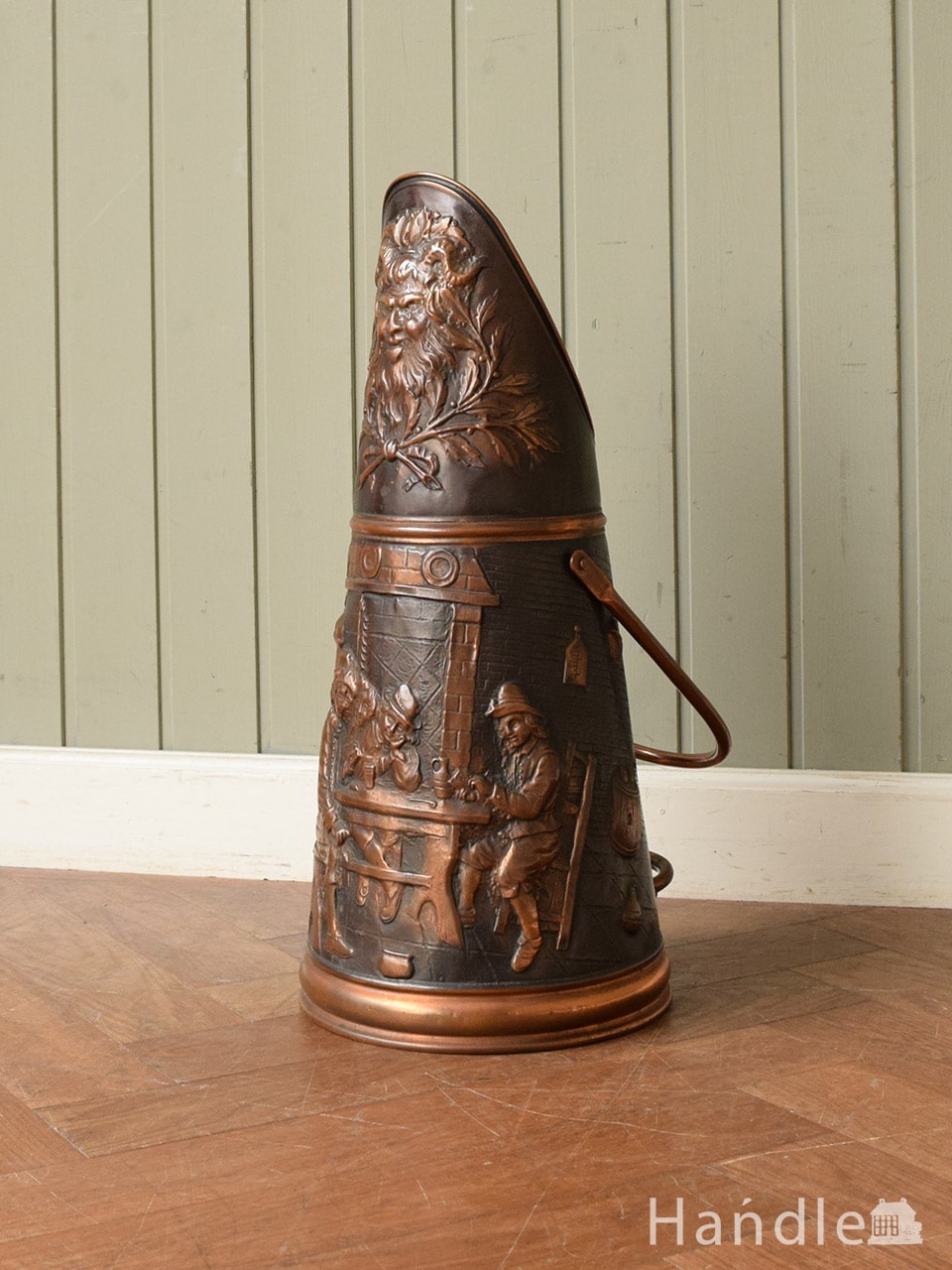 アンティークのコールバケツ、イギリスで見つけた豪華な装飾の銅製の炭入れ(j-199-z)｜アンティーク雑貨