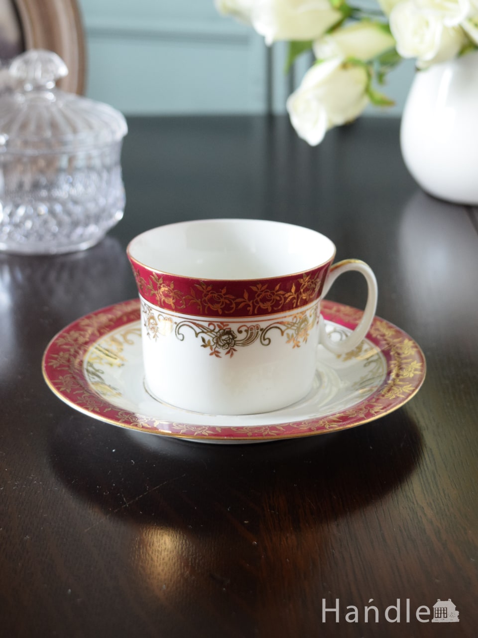 アンティークの美しい食器、金彩模様が豪華なカップ＆ソーサー (m-4863-z)