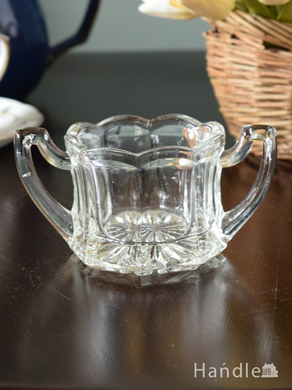 アンティークガラスの食器、可愛い持ち手が付いたプレスドグラスのジャム入れボウル (pg-7457)