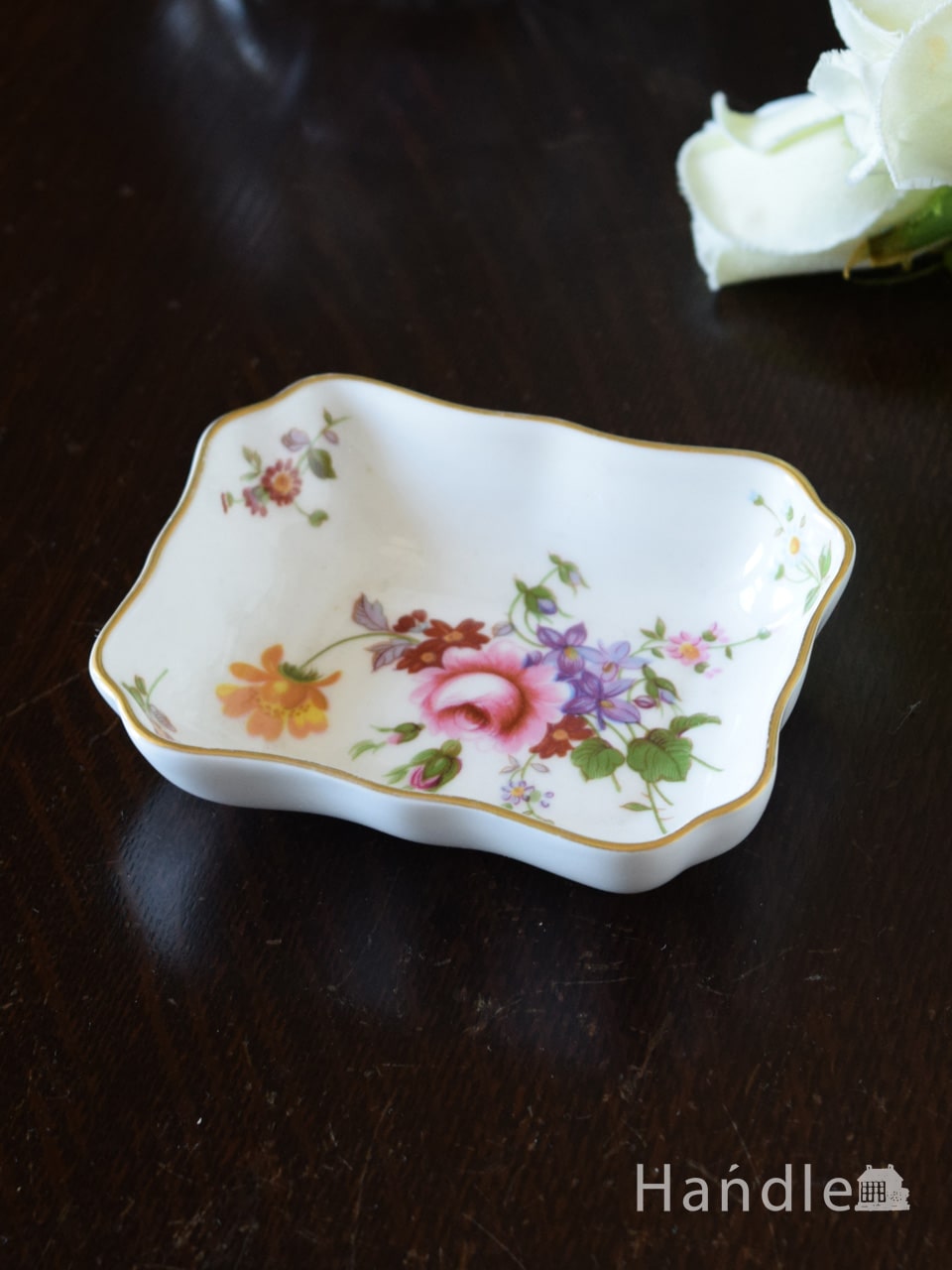 ロイヤルクラウンダービー 花の形 ミニプレート 皿 小皿 ポジー 花柄 薔薇