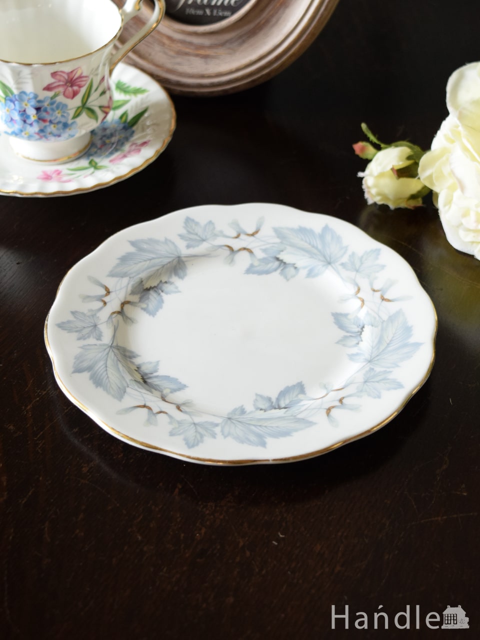 ロイヤルアルバート社のアンティーク食器、シルバーメープル(Silver Maple)のプレート (m-6283-z-1)