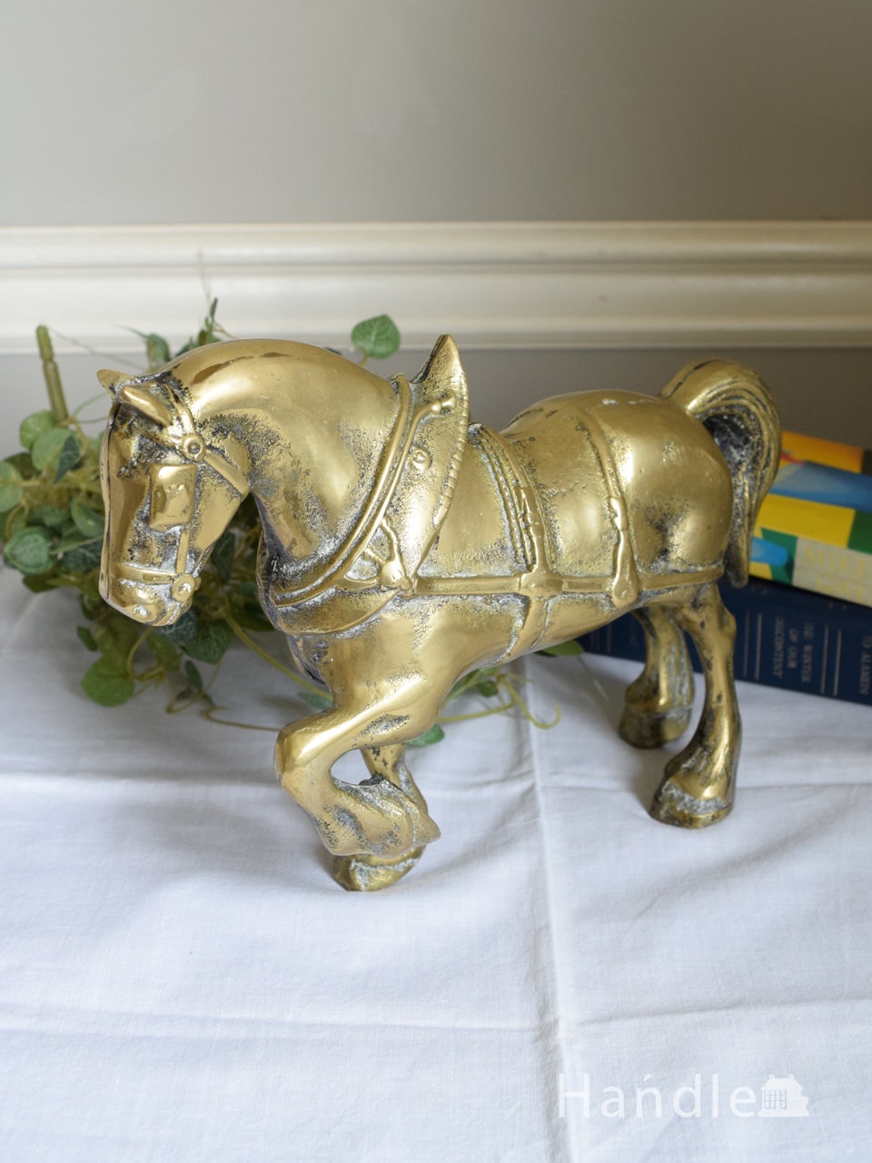 英国アンティークの真鍮製のオブジェ、イギリスで見つけた馬のブラスホース (m-6647-z)