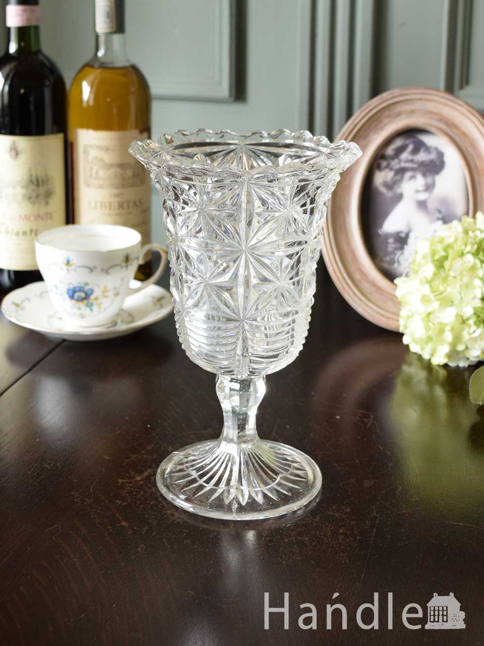アンティークガラスのセロリーベース、イギリスのプレスドグラスの花瓶 (pg-7797)