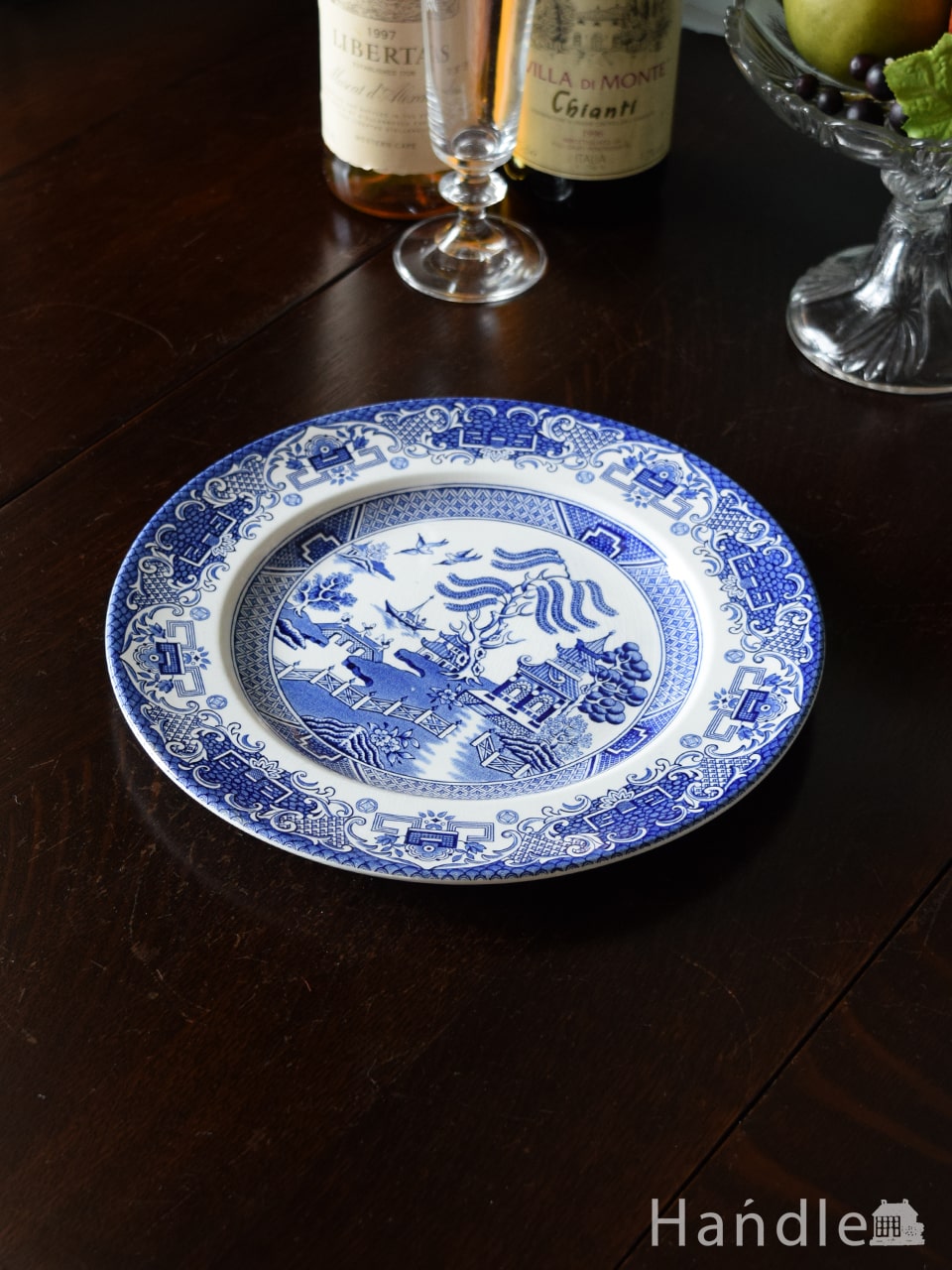 英国から届いたアンティークのお皿、イングリッシュ アイアンストーン ポタリーのブルーウィロープレート (m-6760-z)