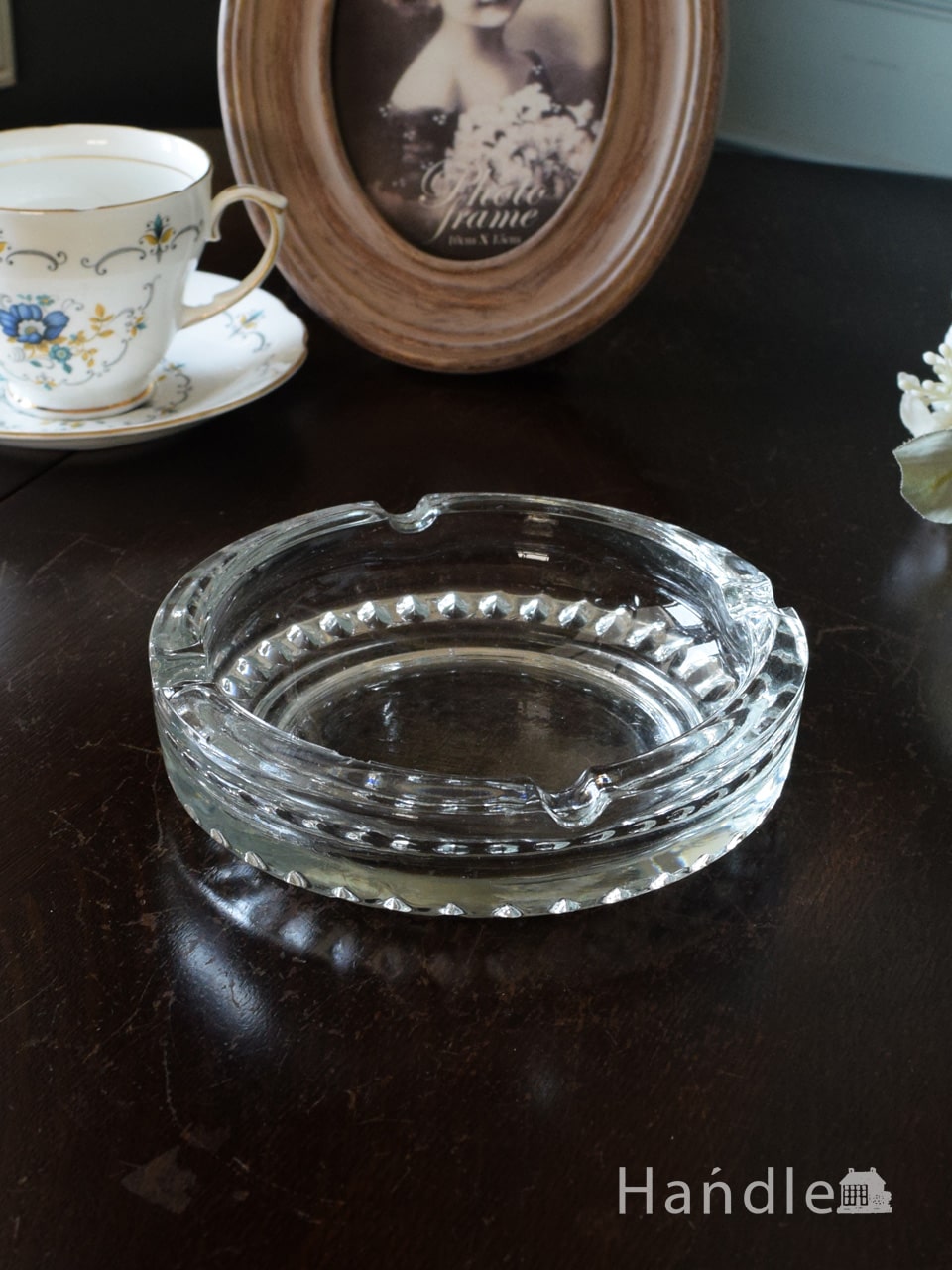 アンティークガラスの灰皿、プレスドグラスのアッシュトレイ