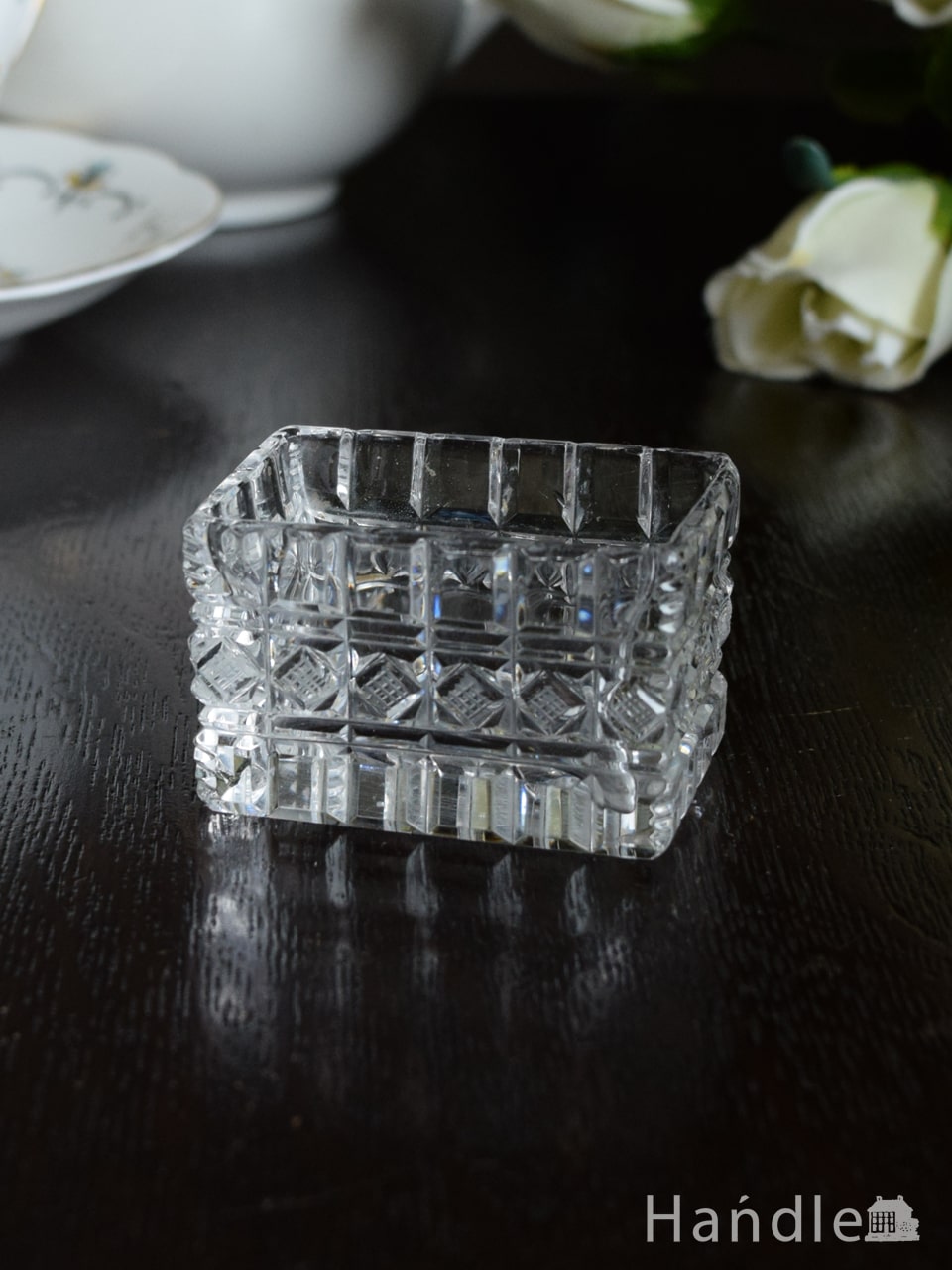 アンティークガラスのおしゃれな器、イギリスから届いたプレスドグラスのスパイス入れ (pg-7858)