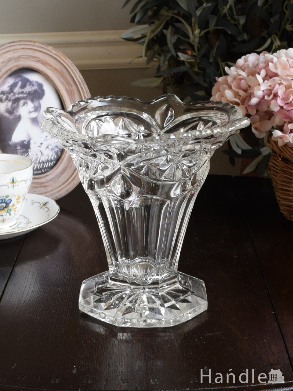 アンティークの花瓶、イギリスで見つけたガラスのフラワーベース(pg