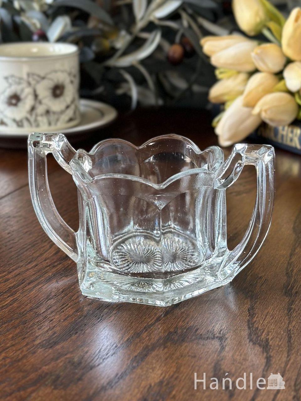 アンティークガラスの食器、可愛い持ち手が付いたプレスドグラスのジャム入れボウル (pg-8025)