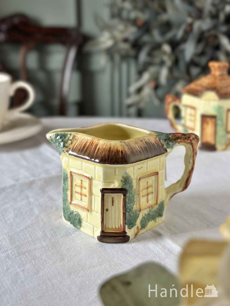 アンティークカップ　KEELE ST Pottery (h-984-z)