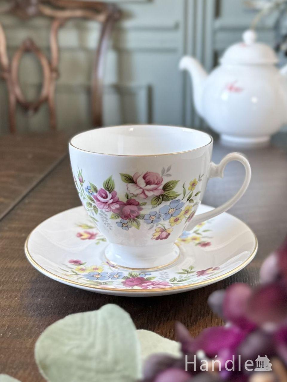 イギリスのアンティーク食器、MARLBOROUGHのカップ＆ソーサー(JUNE GARLAND) (x-995-z)