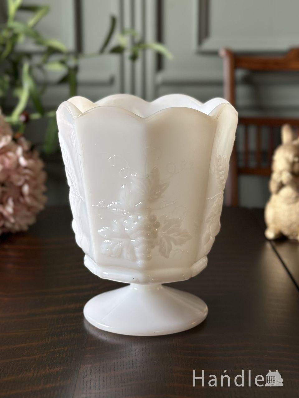 アンティ―クミルクガラス花器 (m-9556-z)